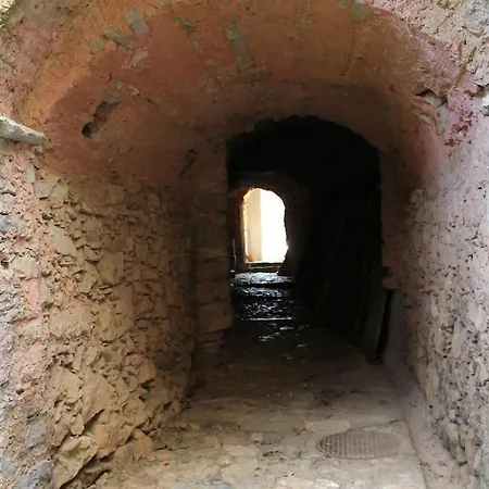 Casa Nel Borgo Antico בית נופש Quaratica
