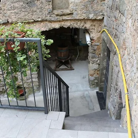 Сasa de vacaciones Casa Nel Borgo Antico Quaratica