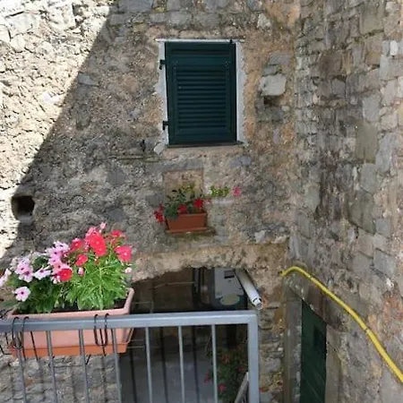 Casa Nel Borgo Antico Casa de Férias *